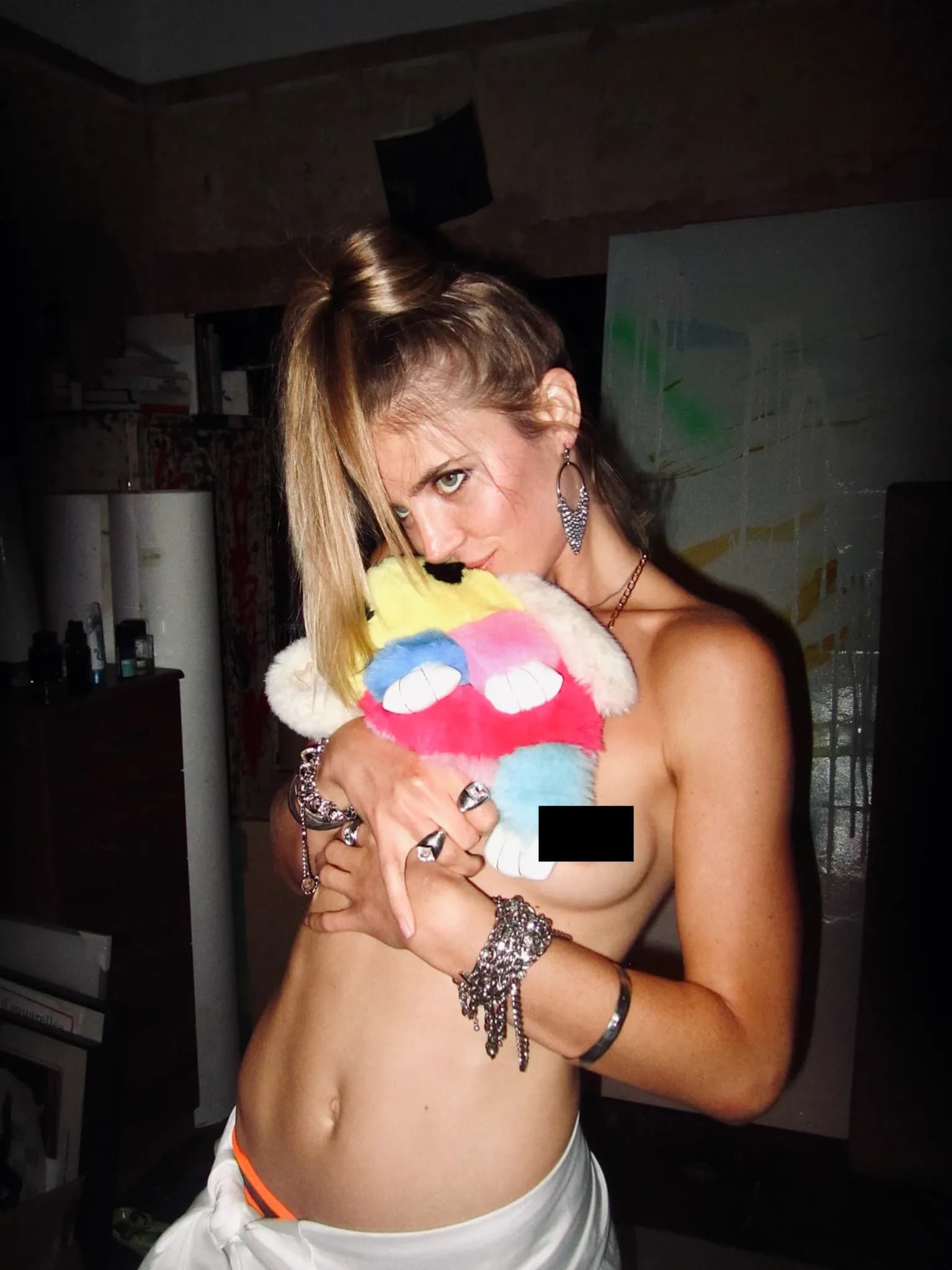Behind the scenes with Isabelle Bonfrer, styling for Luc Waring — 8 of 47