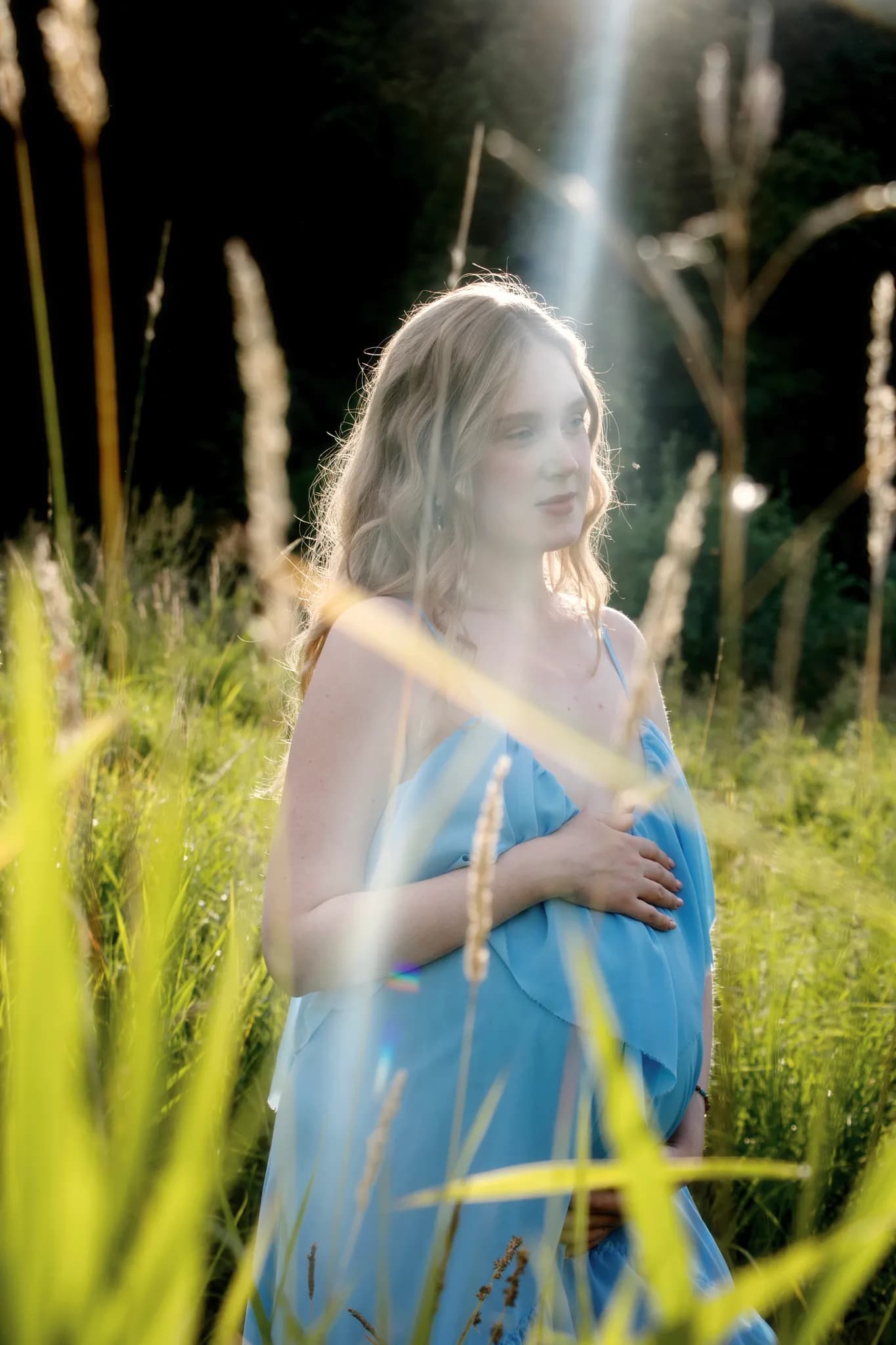 Portrait photography of Katerina, outdoors in summer — 3 of 21