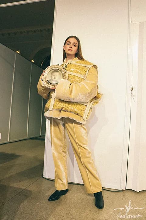Backstage photography at Mercedes-Benz Fashion Week Russia 2019, Central Manezh, Moscow — 18 of 89
