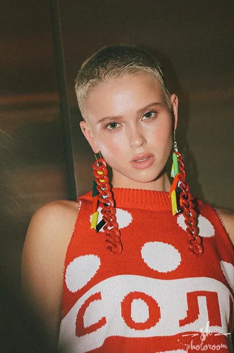 Backstage photography at Mercedes-Benz Fashion Week Russia 2019, Central Manezh, Moscow — 49 of 89