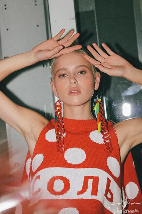 Backstage photography at Mercedes-Benz Fashion Week Russia 2019, Central Manezh, Moscow — 68 of 89