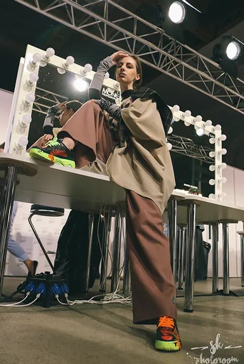 Backstage photography at Mercedes-Benz Fashion Week Russia 2019, Central Manezh, Moscow — 38 of 89